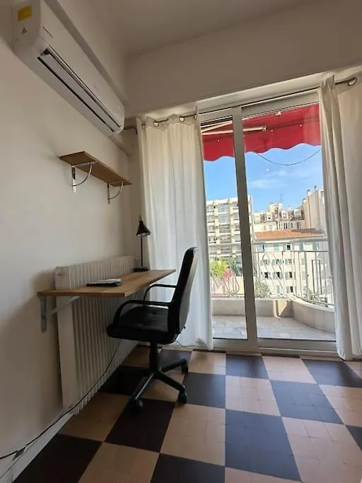 Appartement Avec 4 Chambres Doubles - Proche De La Mer, Des Transports Et De La Promenade Des Anglais Nice Francie
